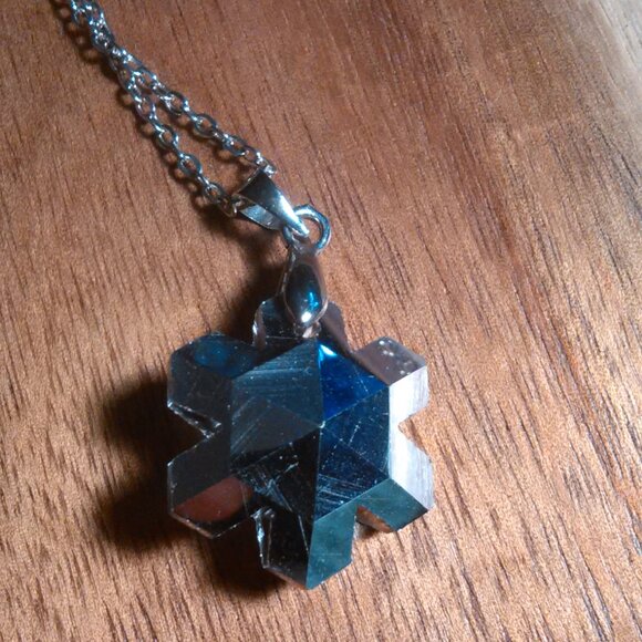 Mystic Color Crystal Snowflake Brass Pendant Stainless Steel Necklace - Picture 6 of 16